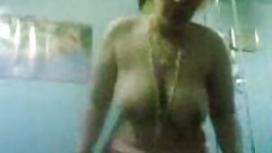 அவரது உடல் முழுவதும் பச்சை குத்தப்பட்ட சாதாரண இந்தி செக்ஸ் வீடியோ இளம் பெண் தனி திருப்தி