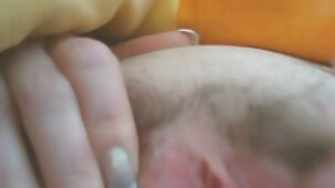 18 வயது nympho கேமரா முன் masturbating இந்தி செக்ஸ் வீடியோ